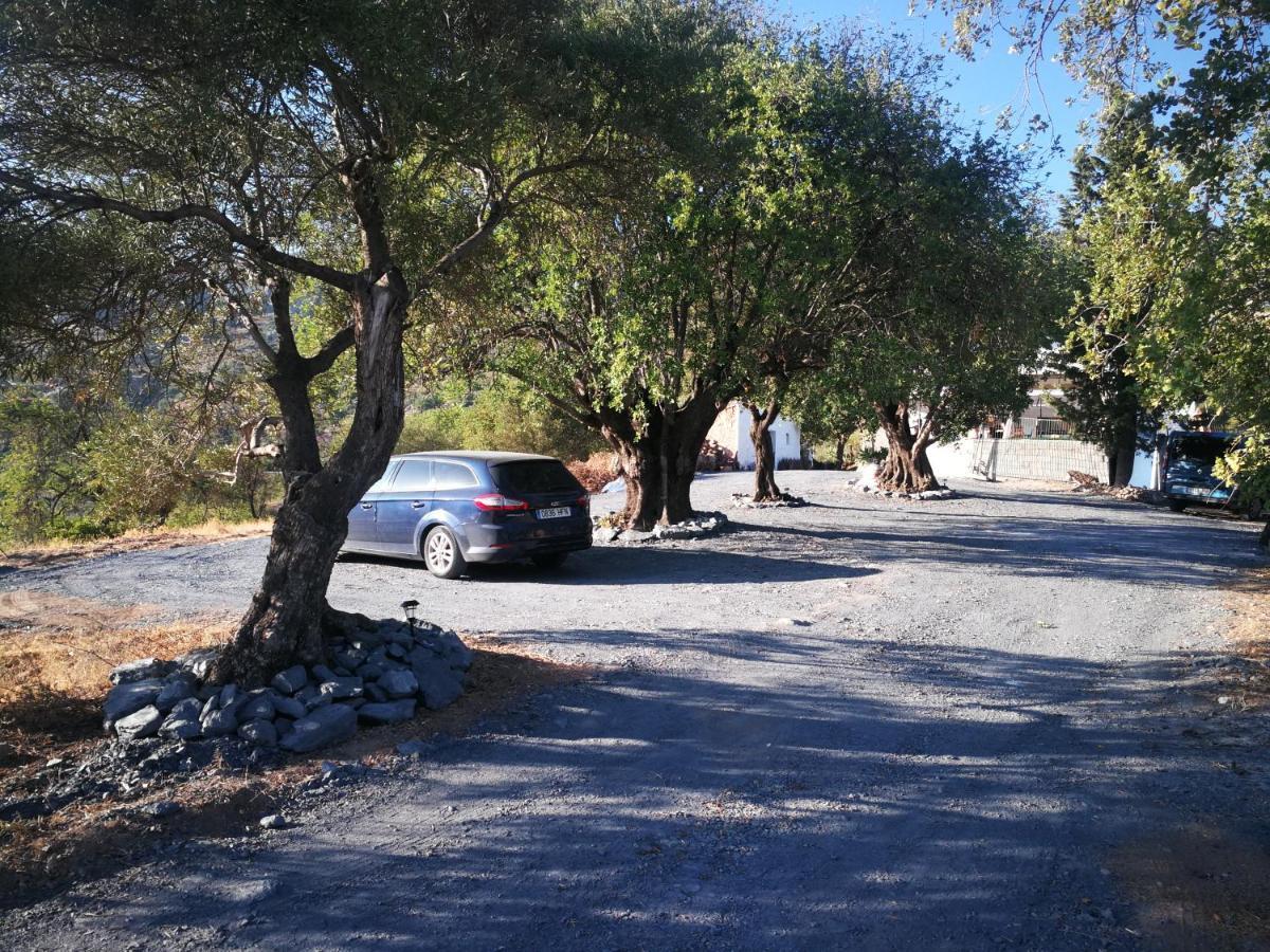 Alojamiento Rural El Paraiso Del Chorro Esterno foto